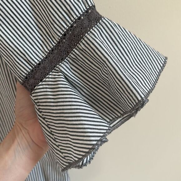 Free People Top Womens 4 Striped Crochet Lace Tie Neck Bell Sleeve Gray Boho - Picture 4 of 7